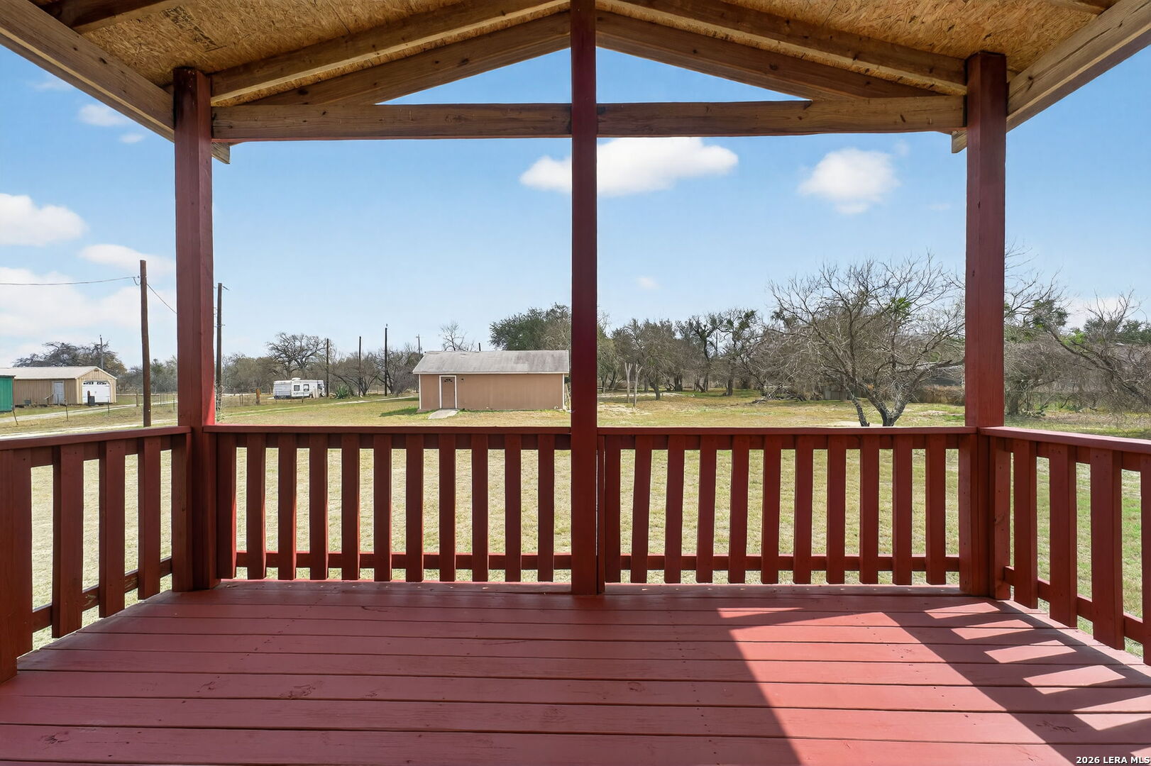 main property photo 27