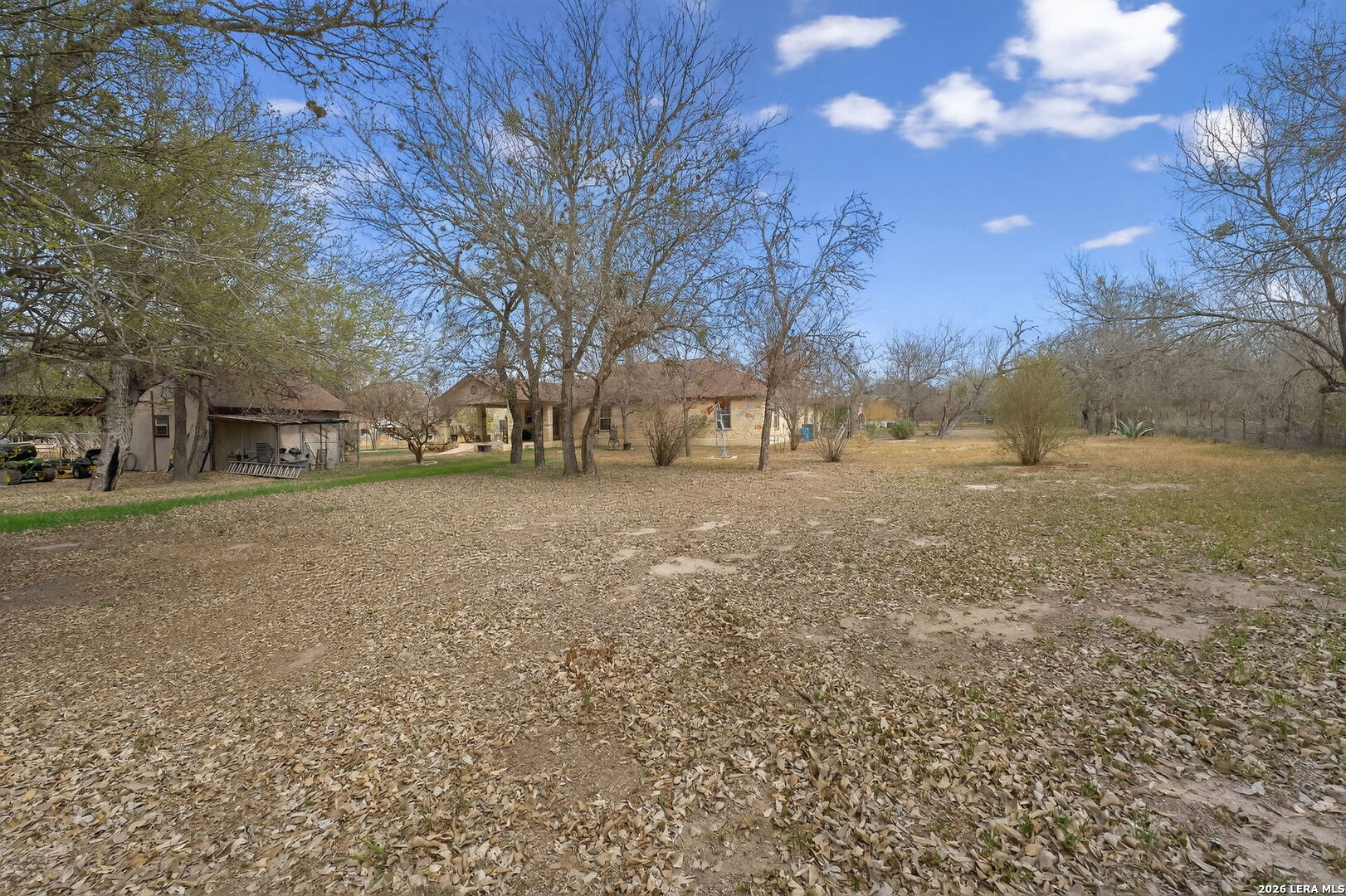 main property photo 36