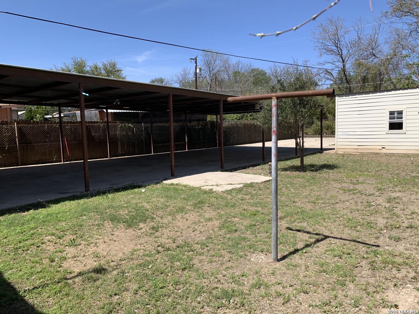 main property photo 12