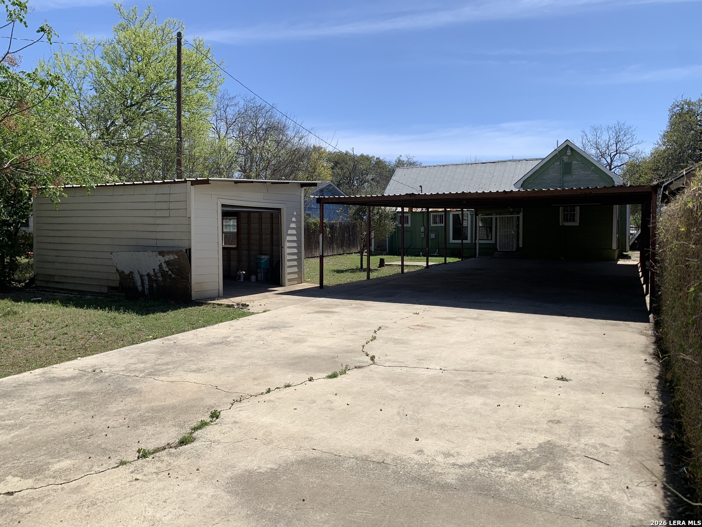 main property photo 15