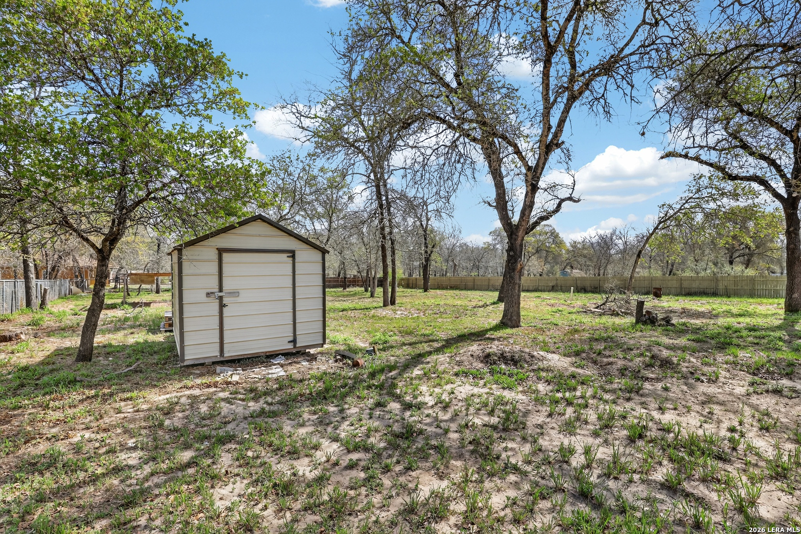 main property photo 8