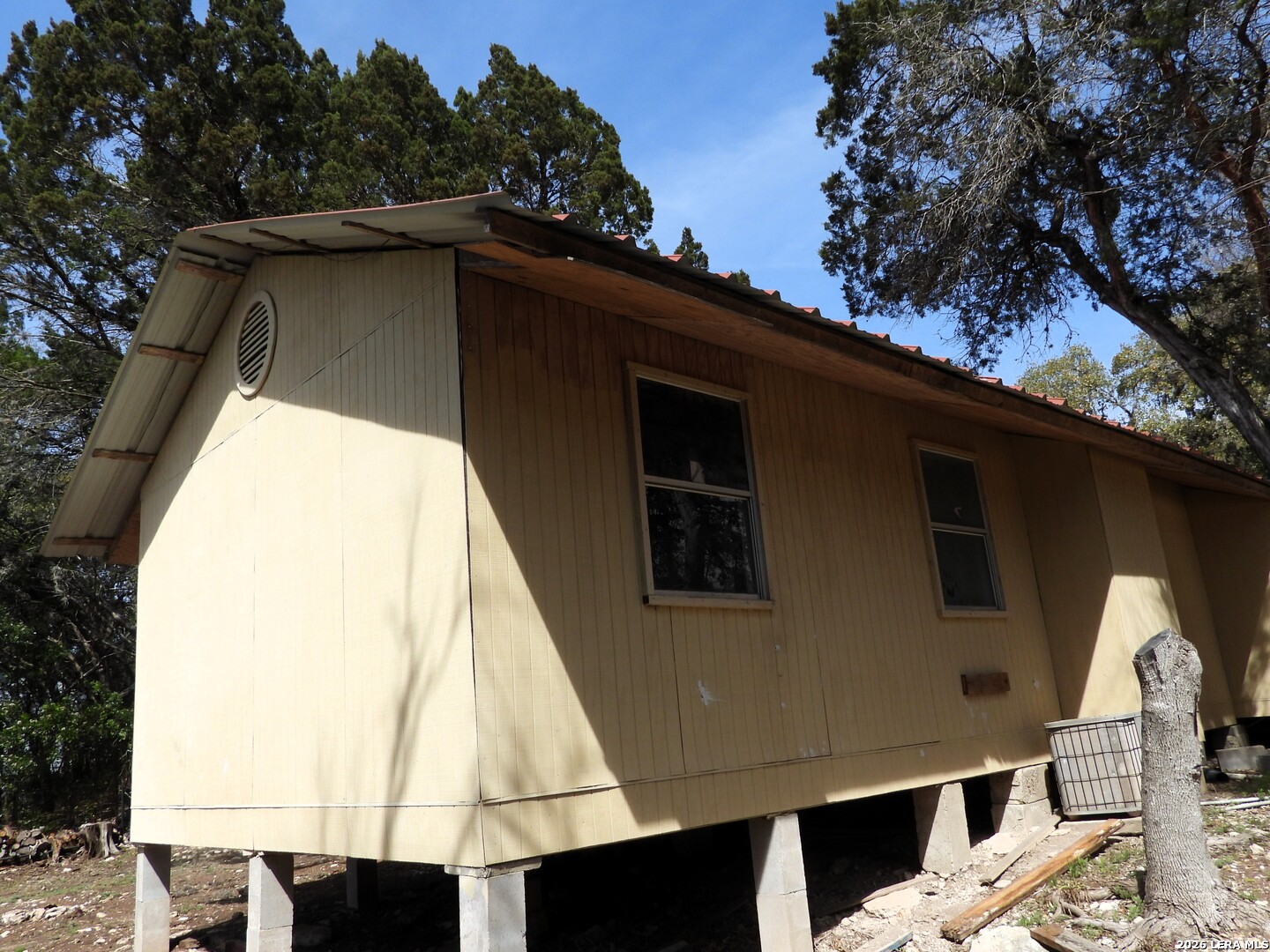 main property photo 44