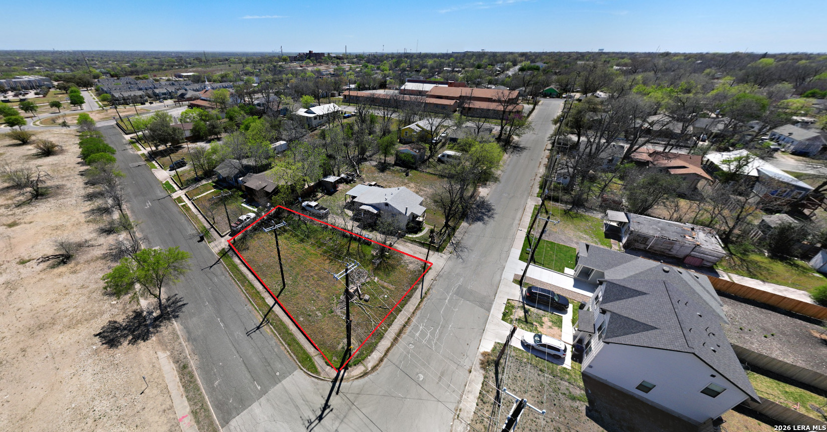 main property photo 3