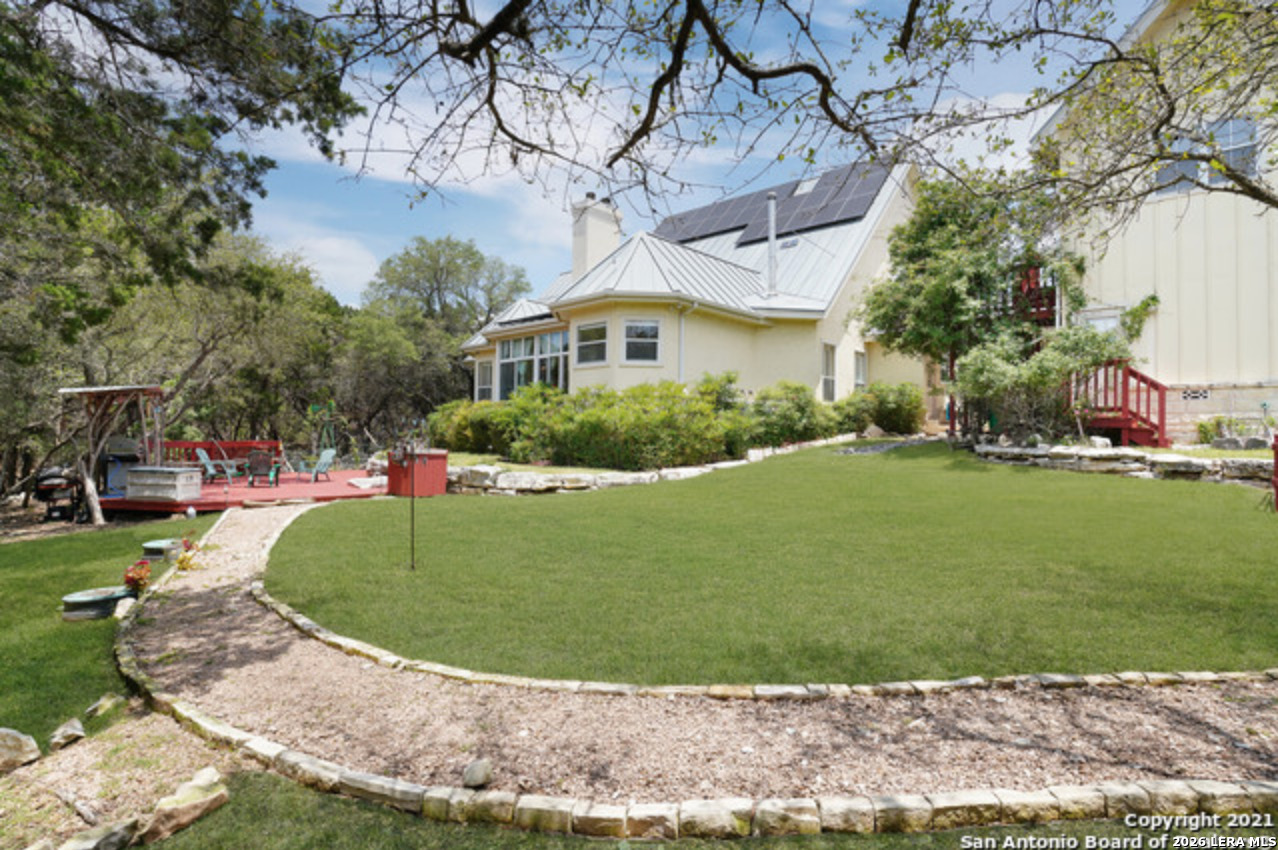 main property photo 31