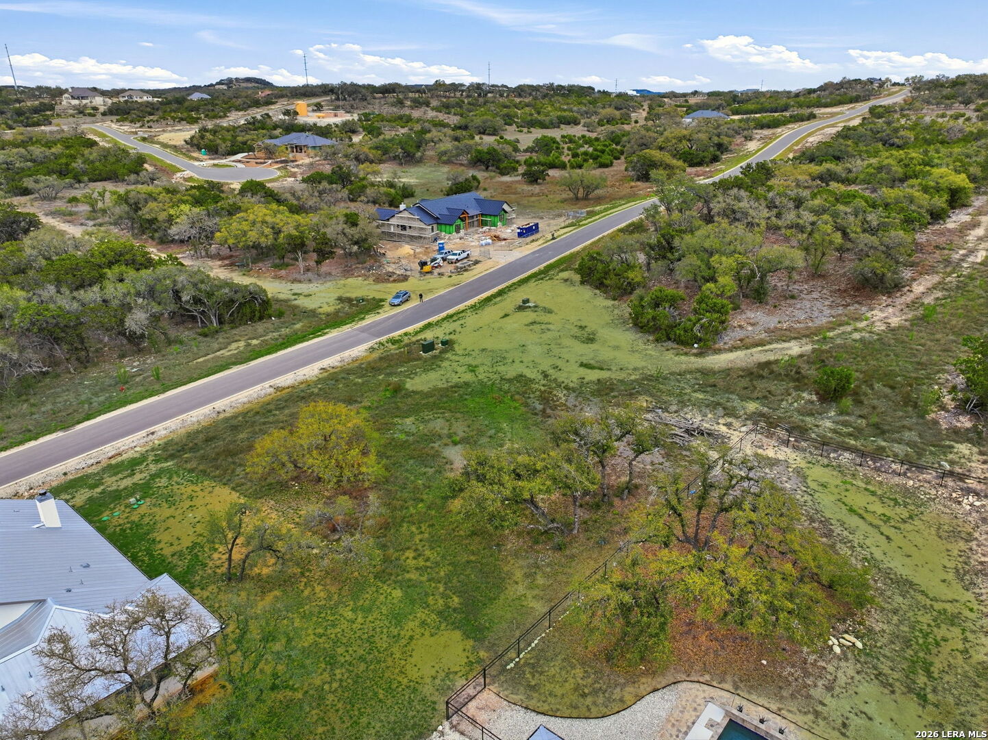 main property photo 11