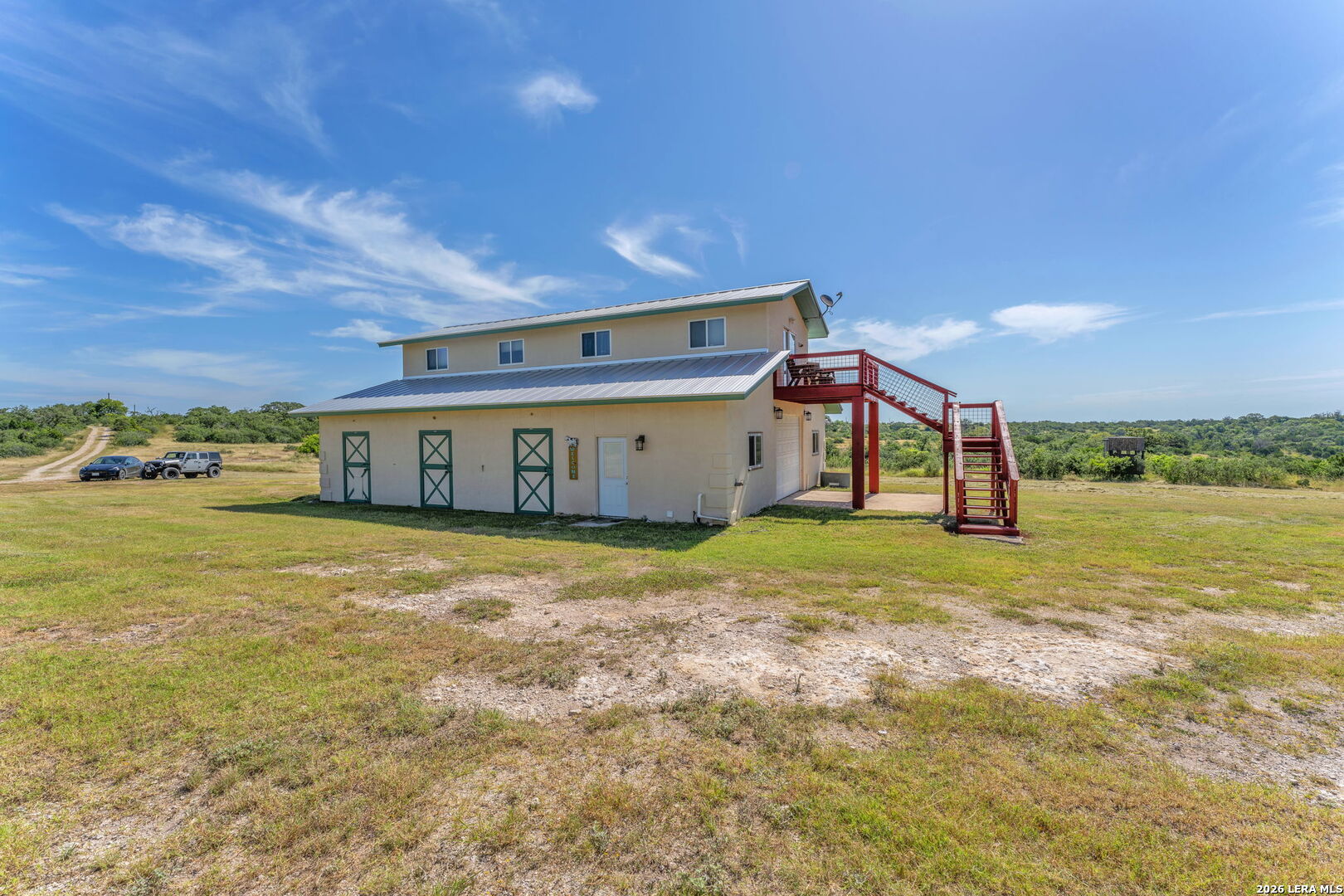 main property photo 27