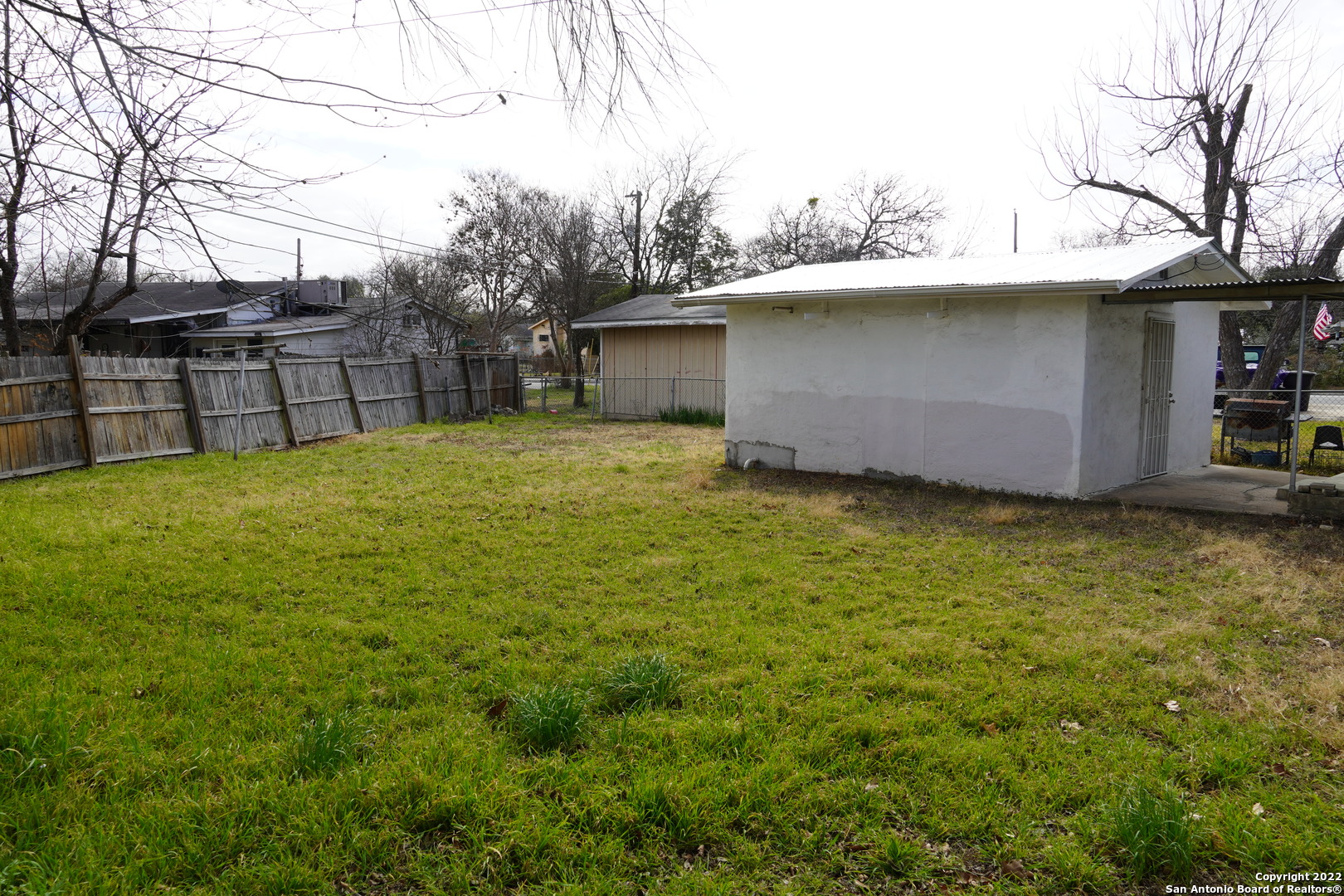 main property photo 14