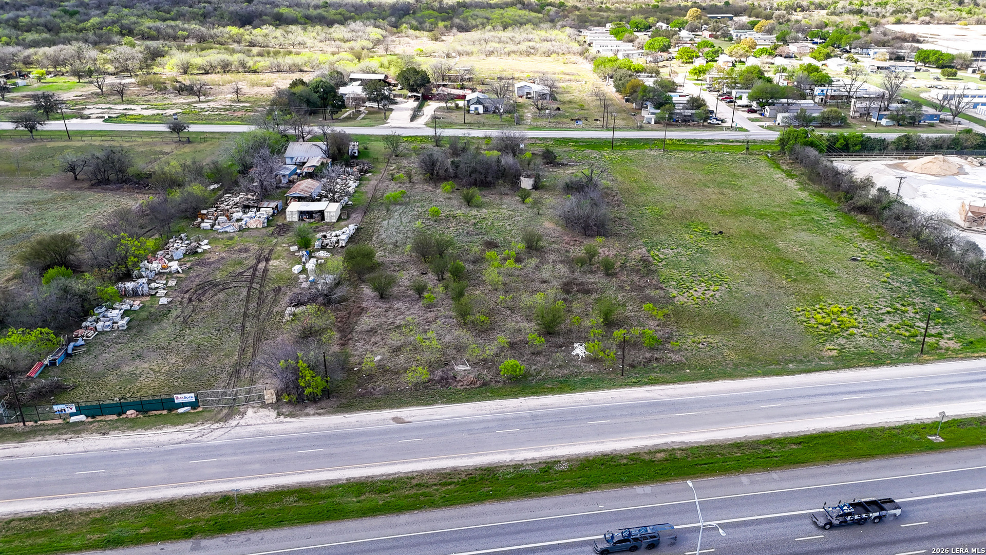 main property photo 24