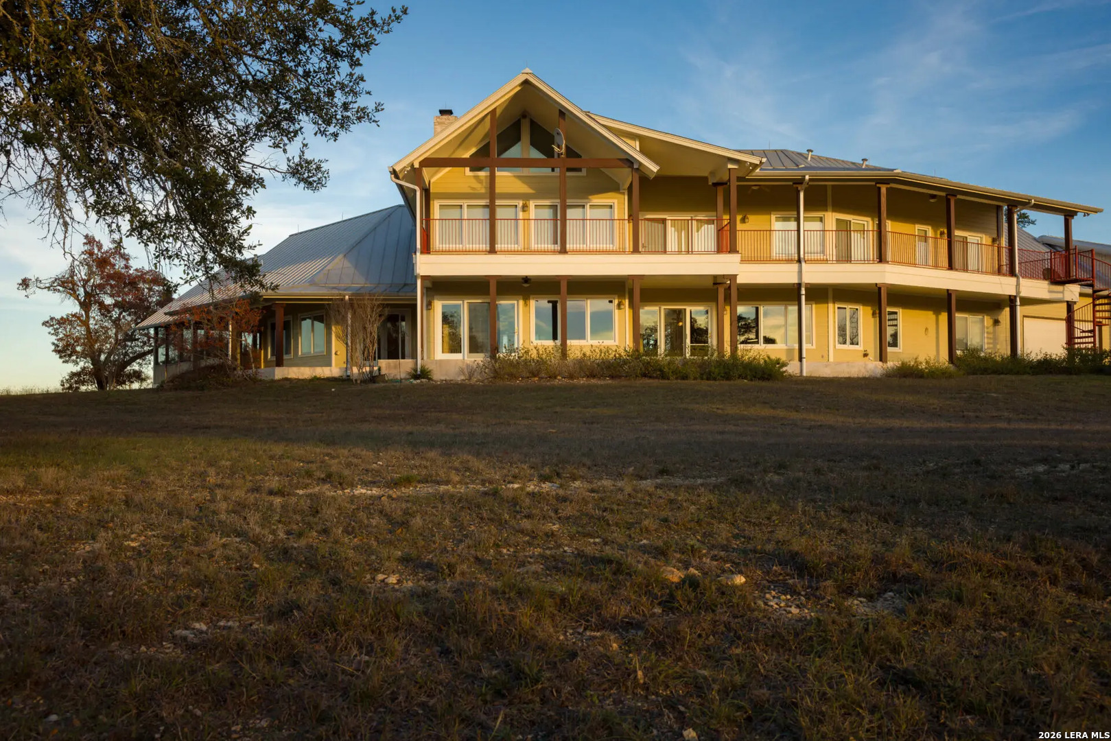 main property photo 35