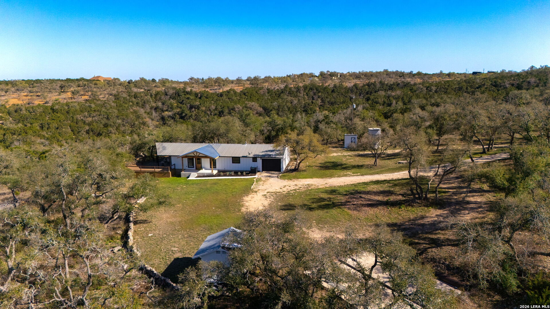 main property photo 25