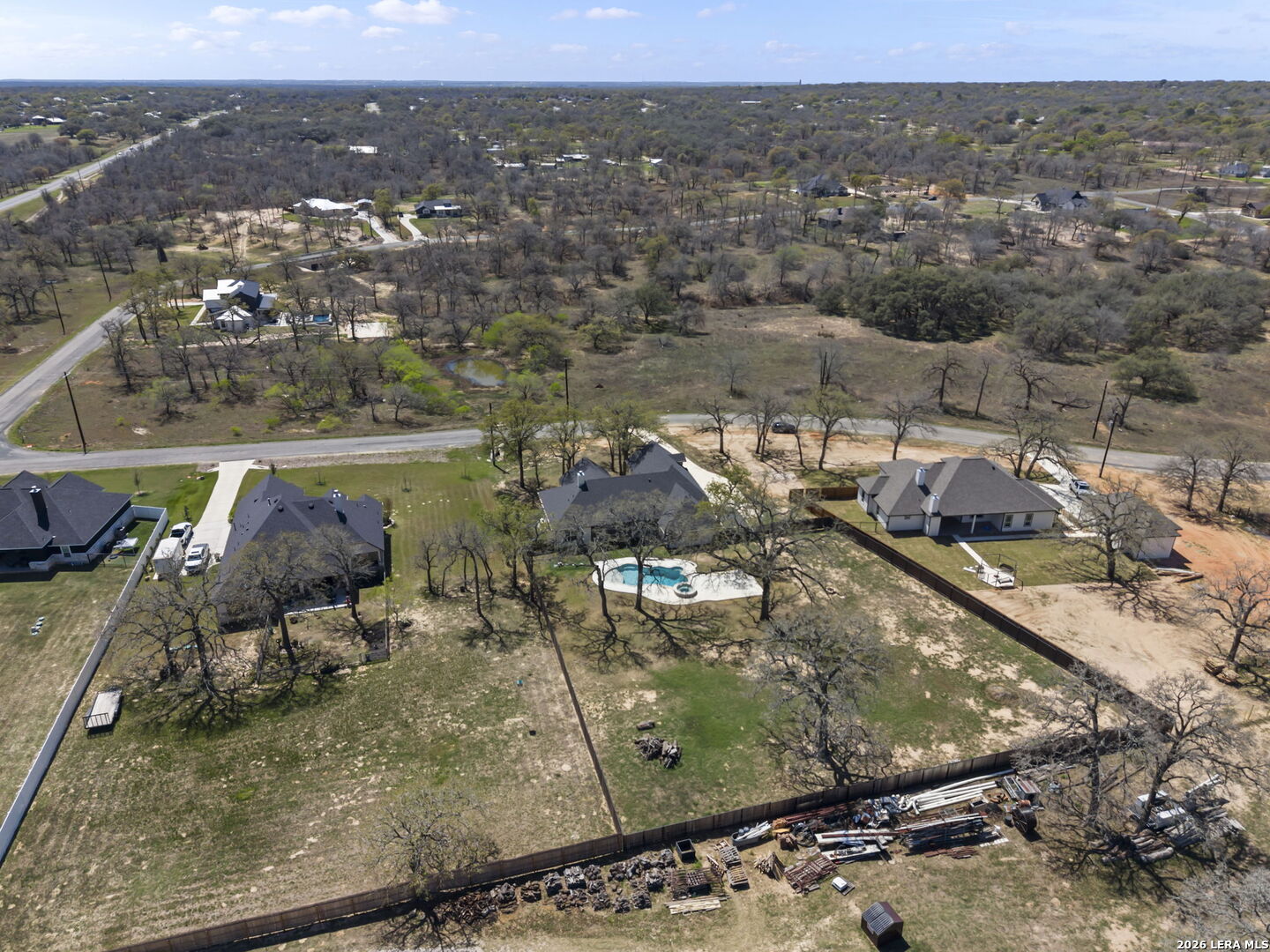 main property photo 41