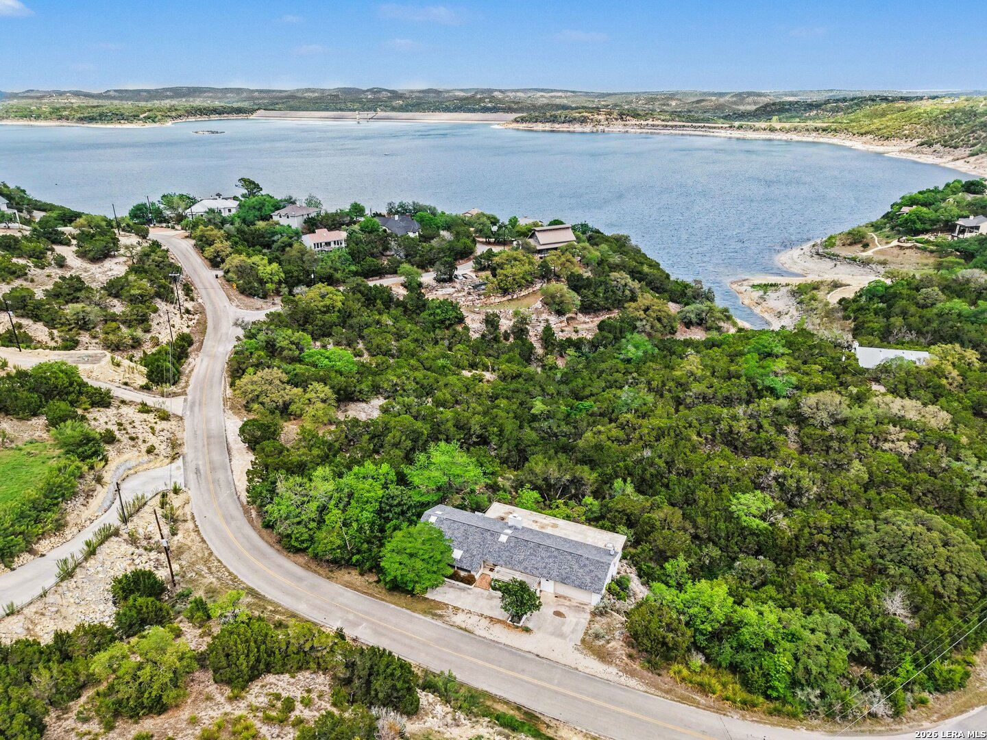 main property photo 31