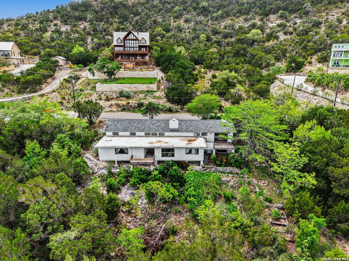 main property photo 33