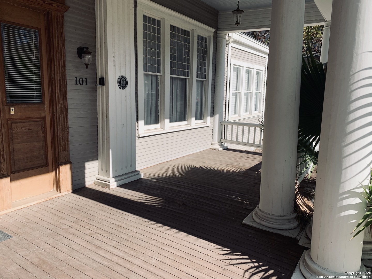 main property photo 17