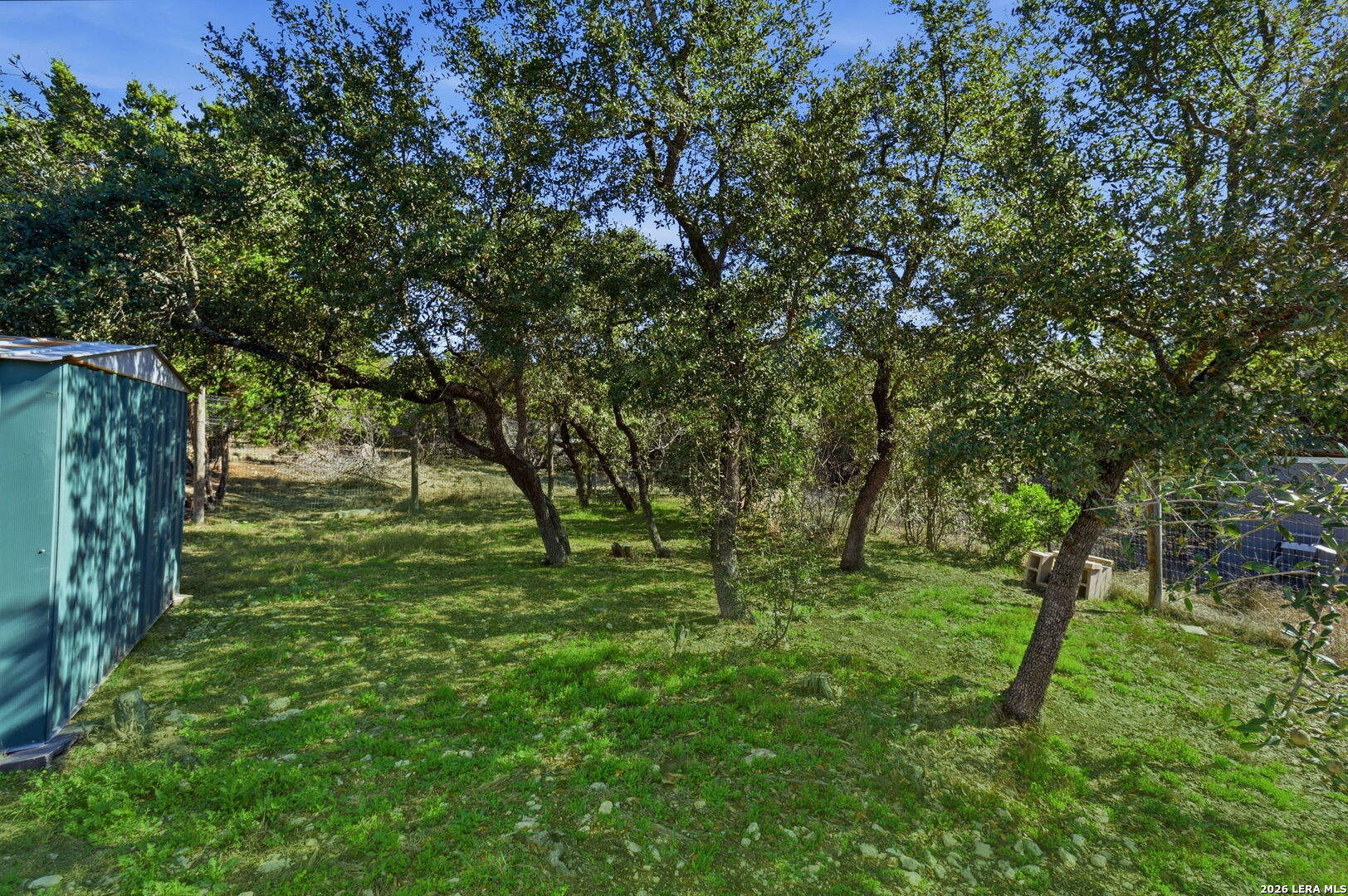 main property photo 18