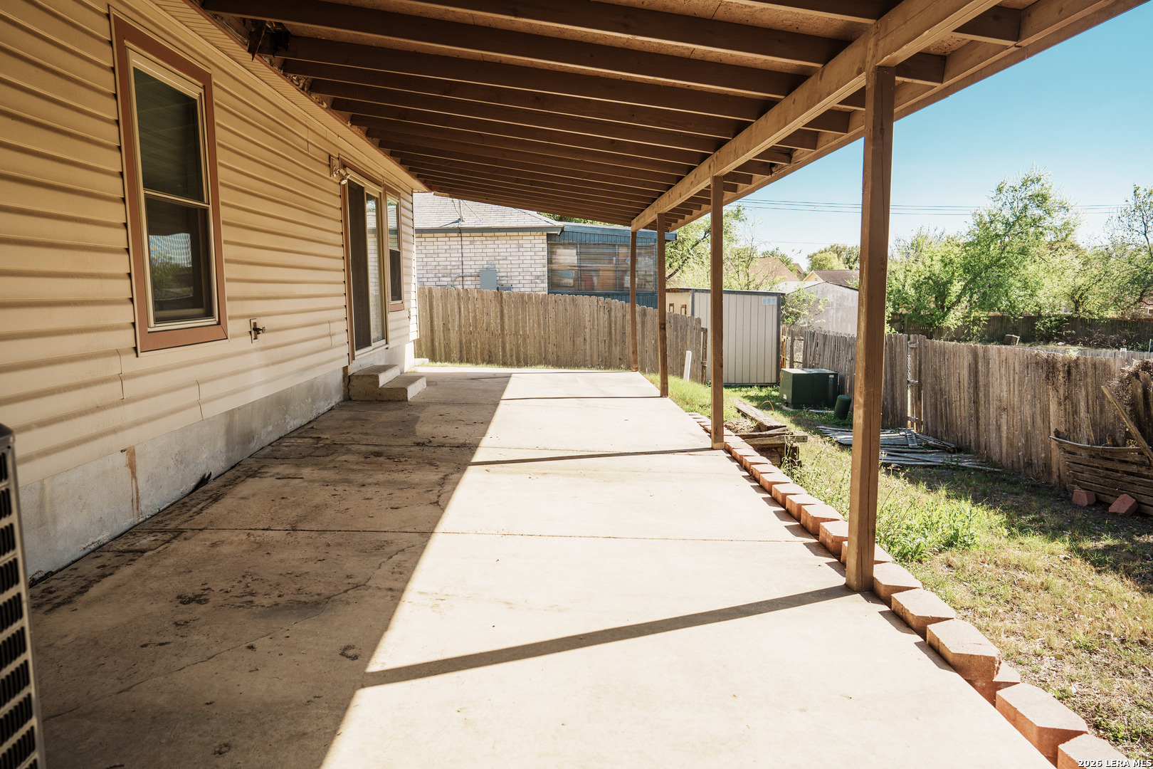 main property photo 20