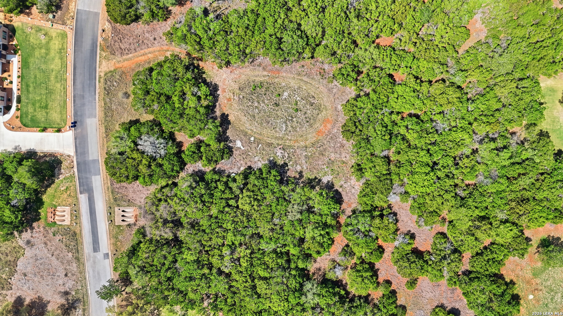 main property photo 25