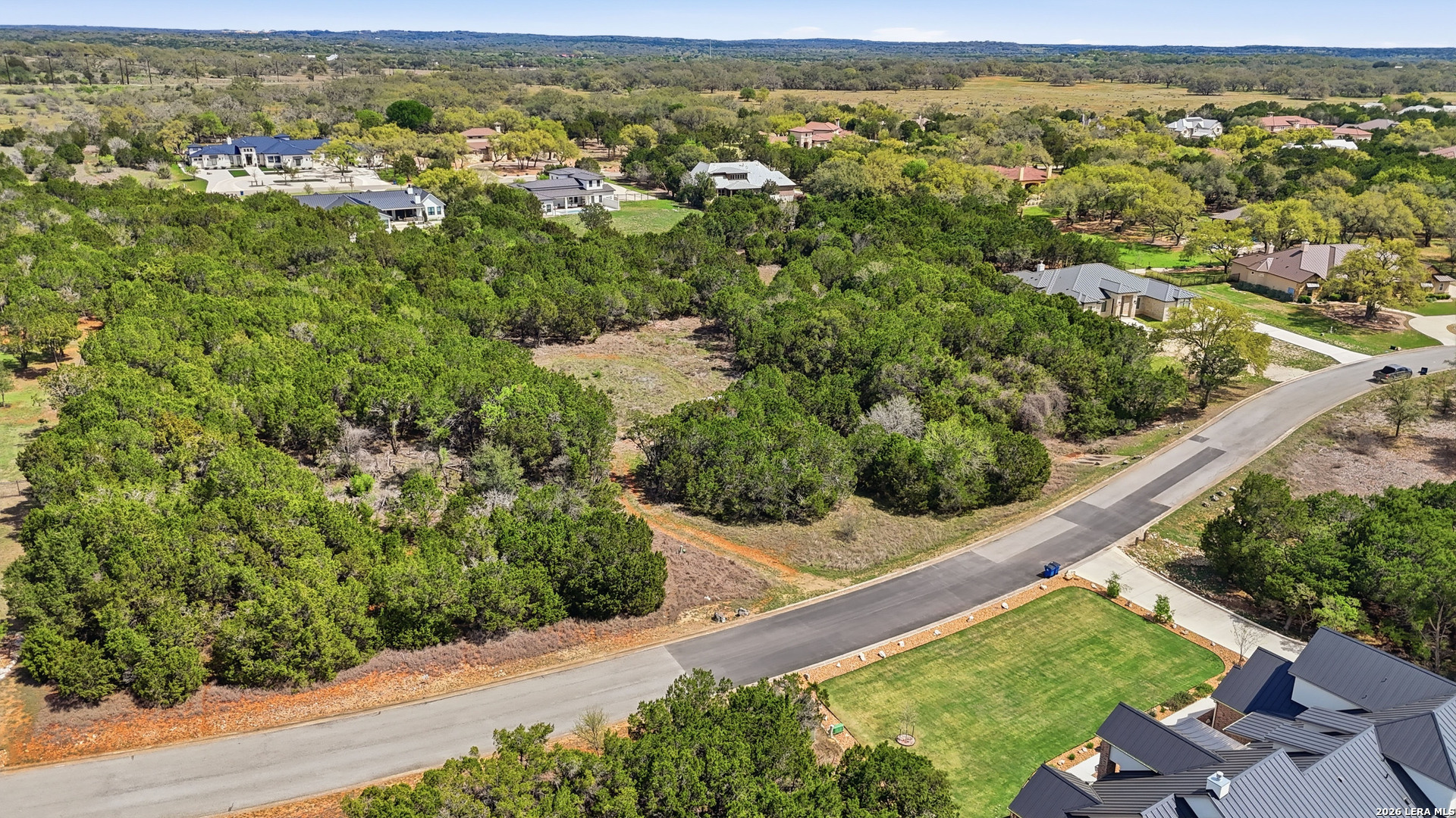 main property photo 36