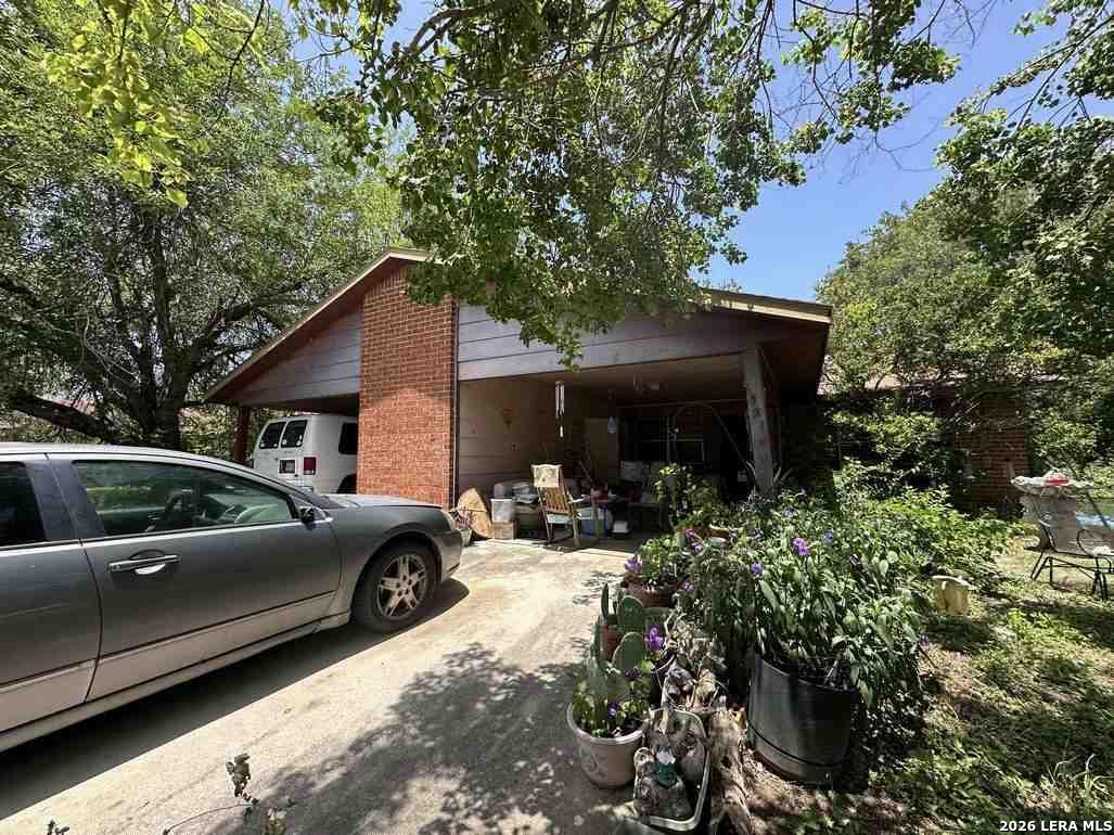 main property photo 8