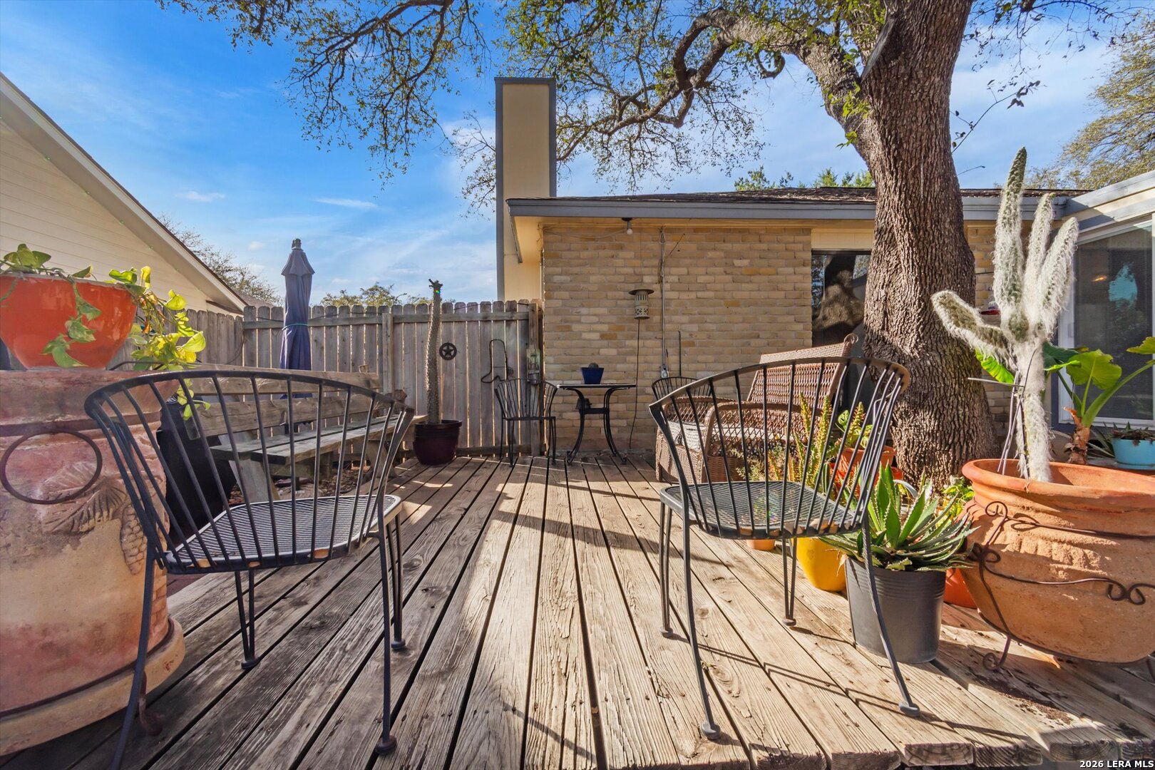 main property photo 16