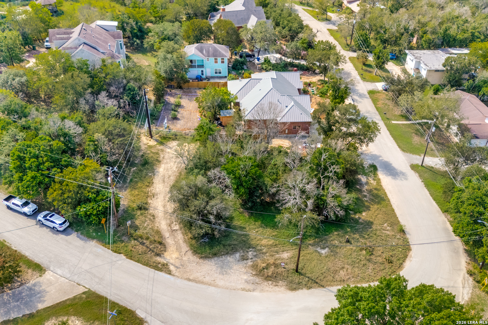 main property photo 11