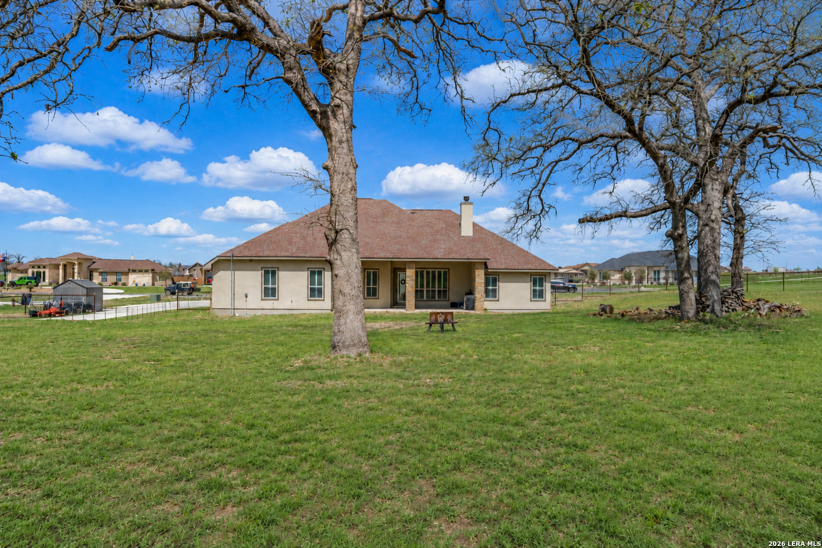main property photo 41