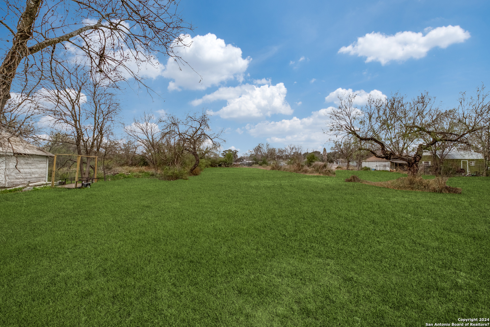 main property photo 29