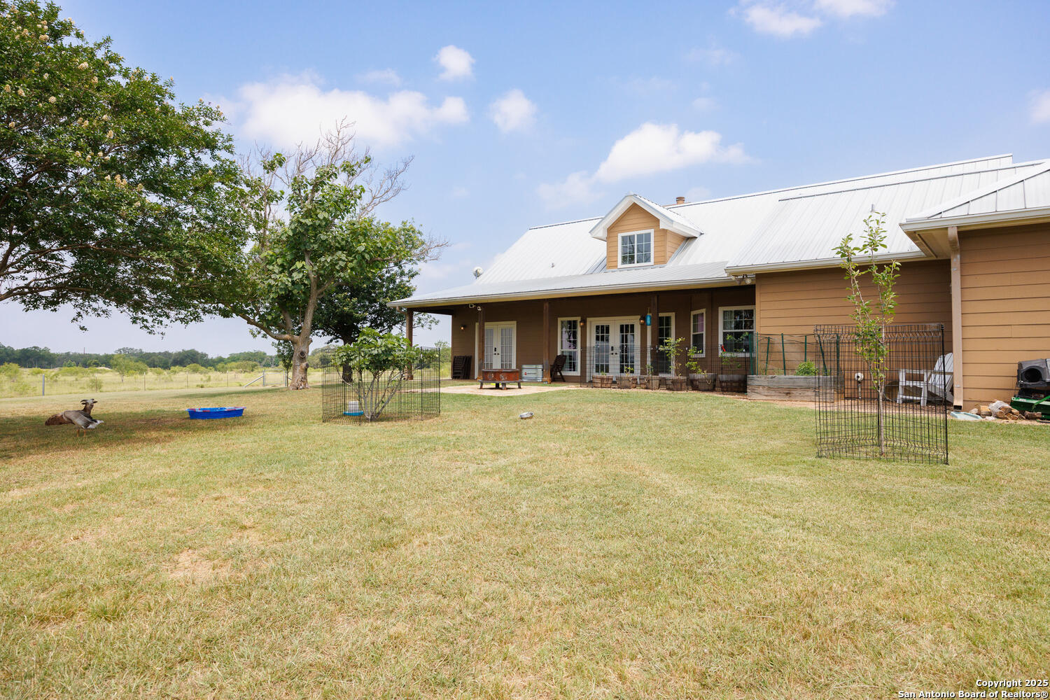 main property photo 24