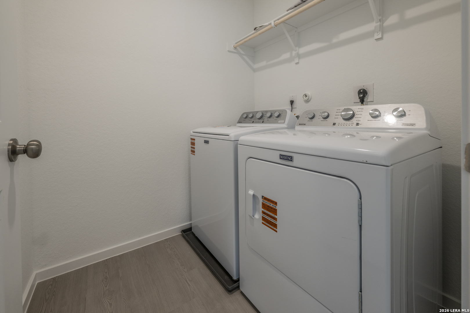 main property photo 16