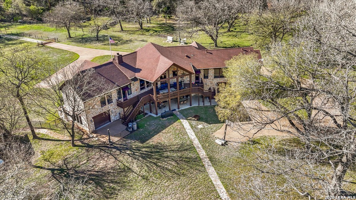 main property photo 35