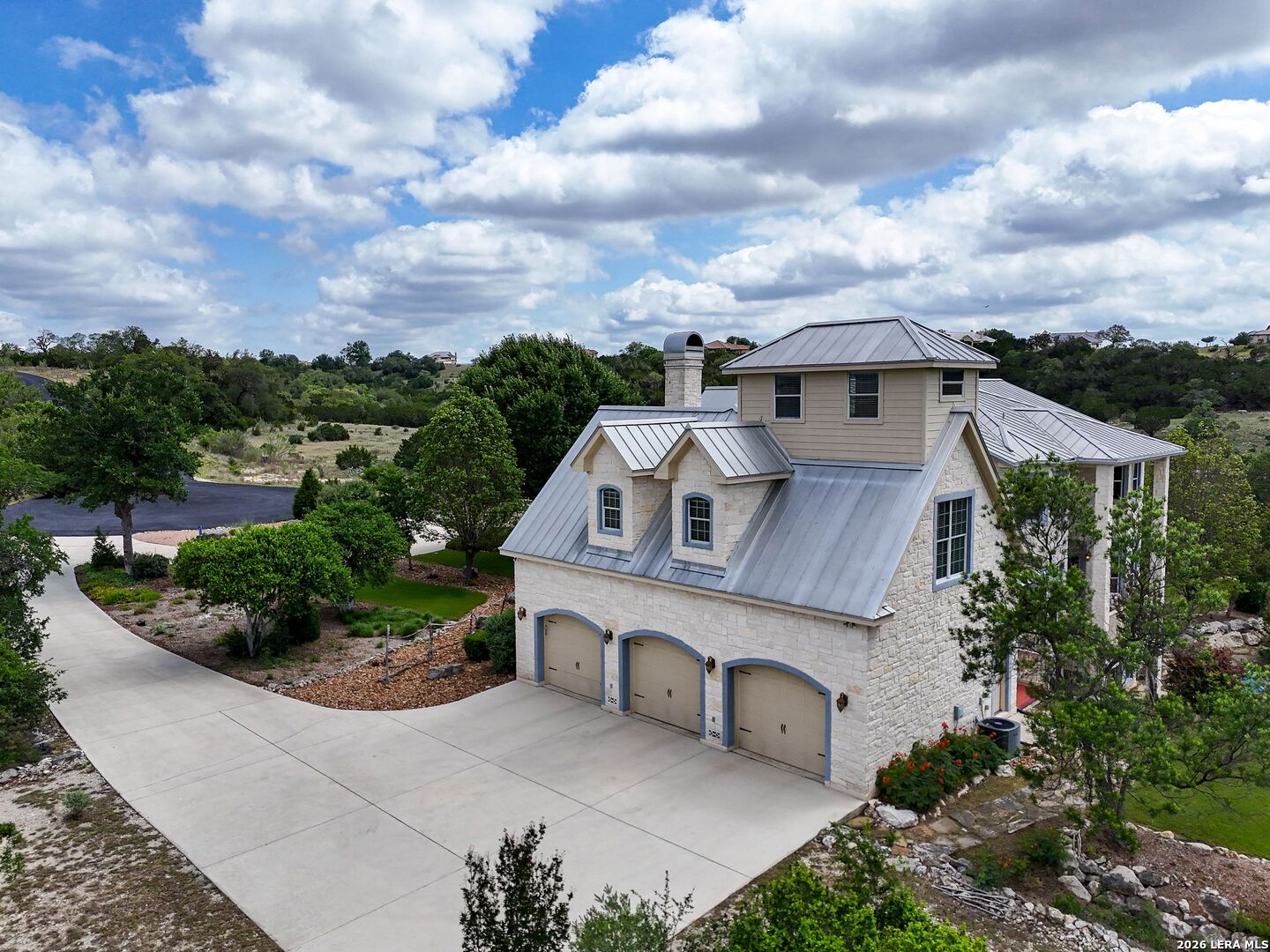 main property photo 66