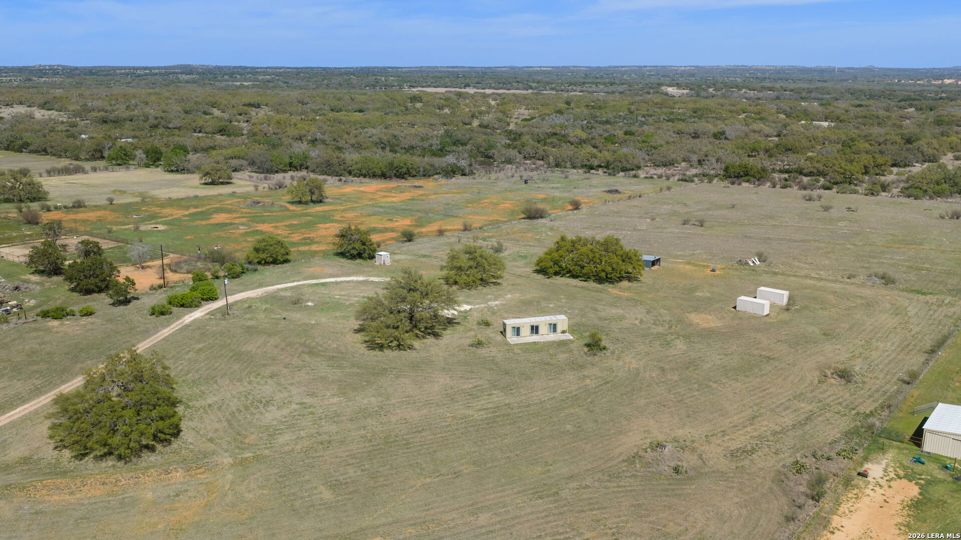 main property photo 33