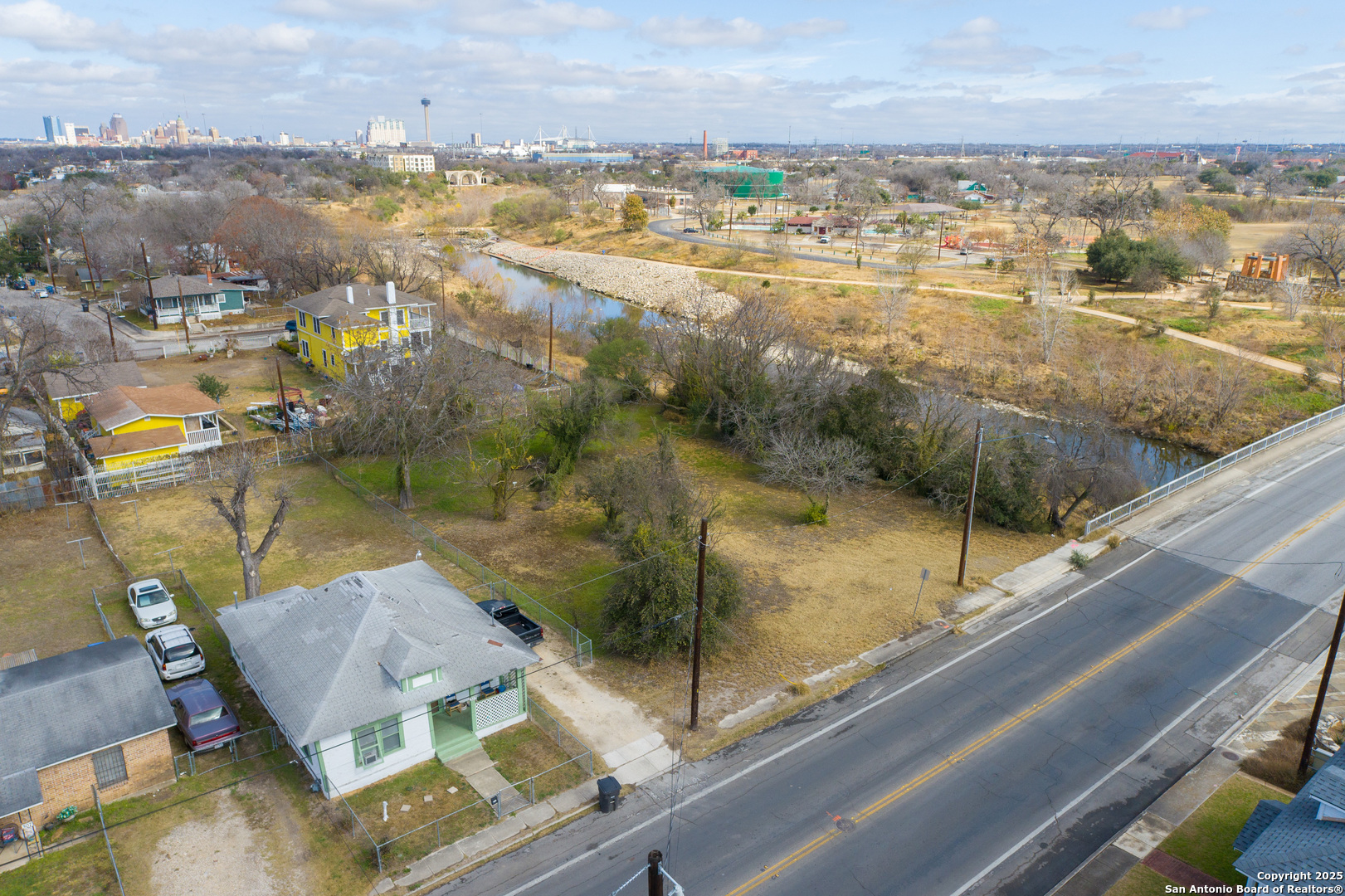 main property photo 1