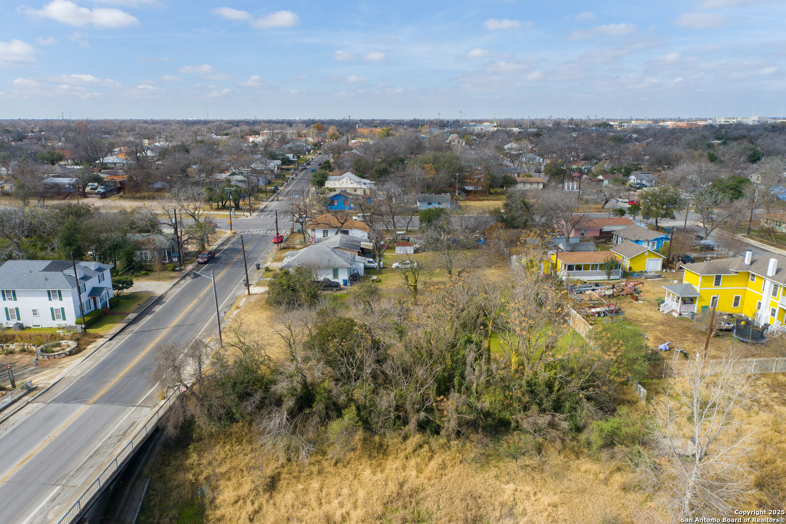 main property photo 12