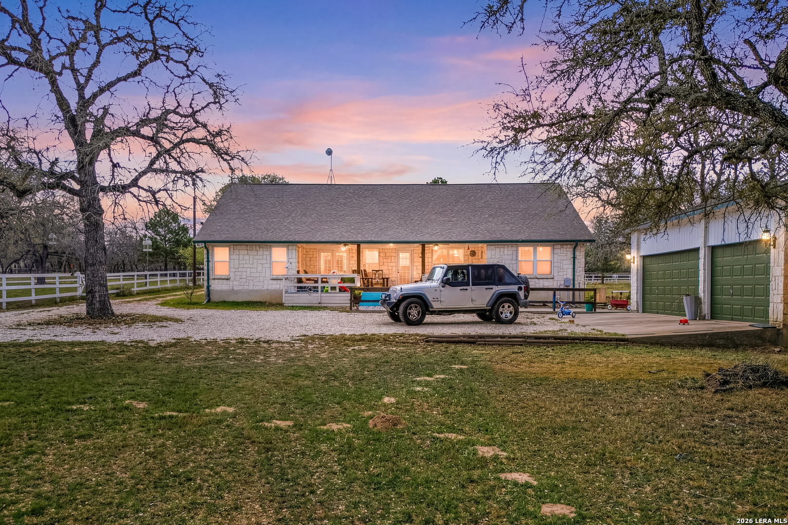 main property photo 36