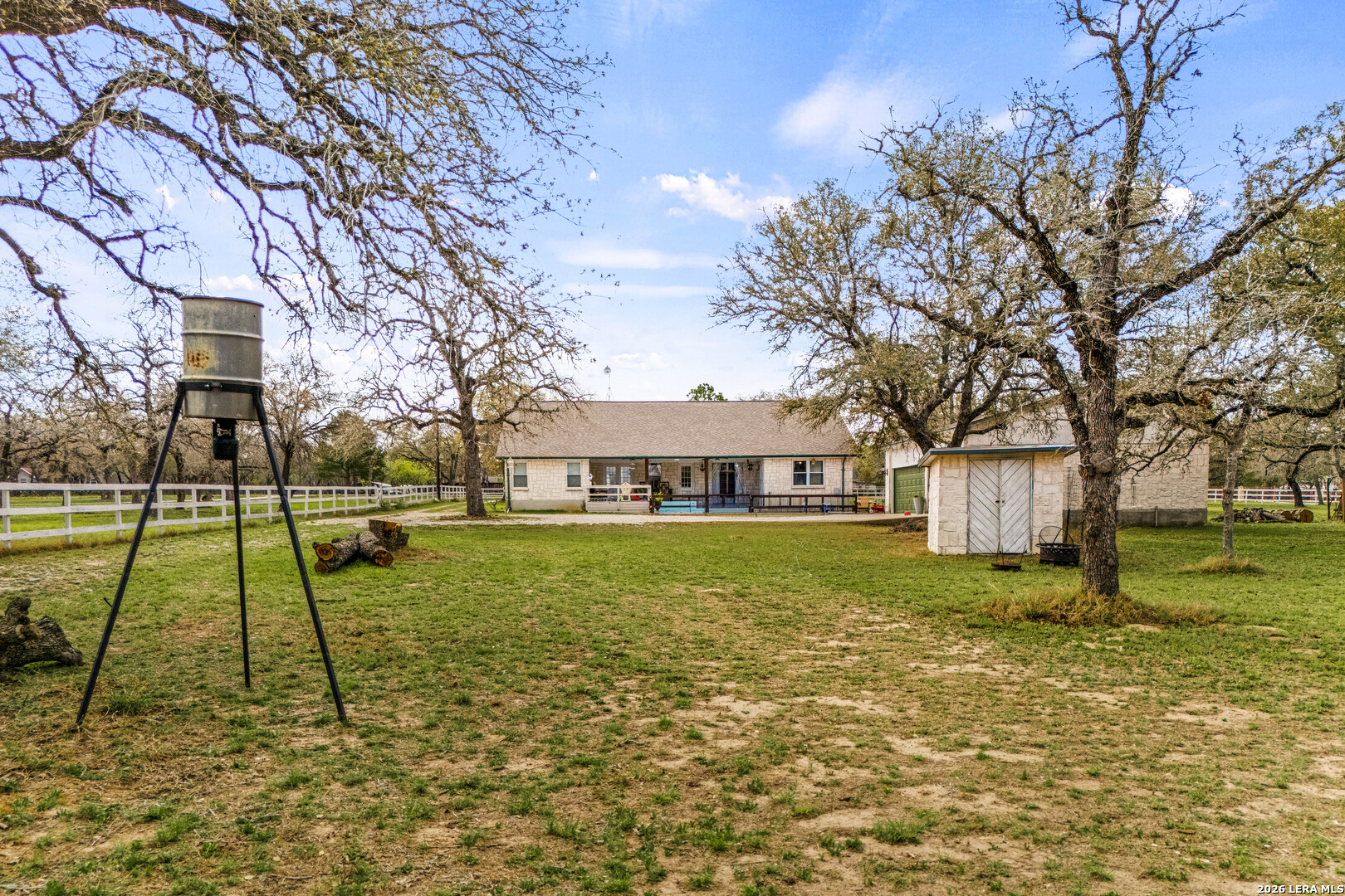 main property photo 37