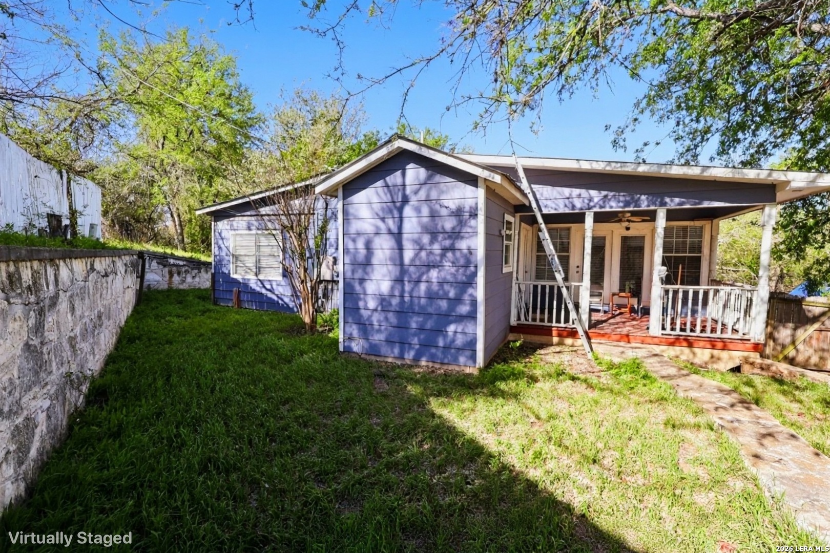 main property photo 25