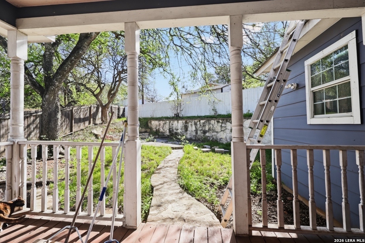 main property photo 27