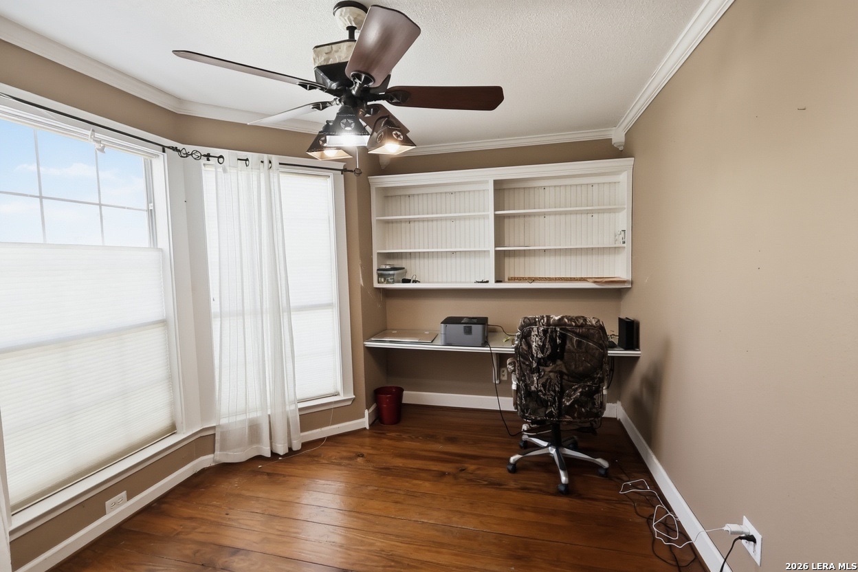 main property photo 8