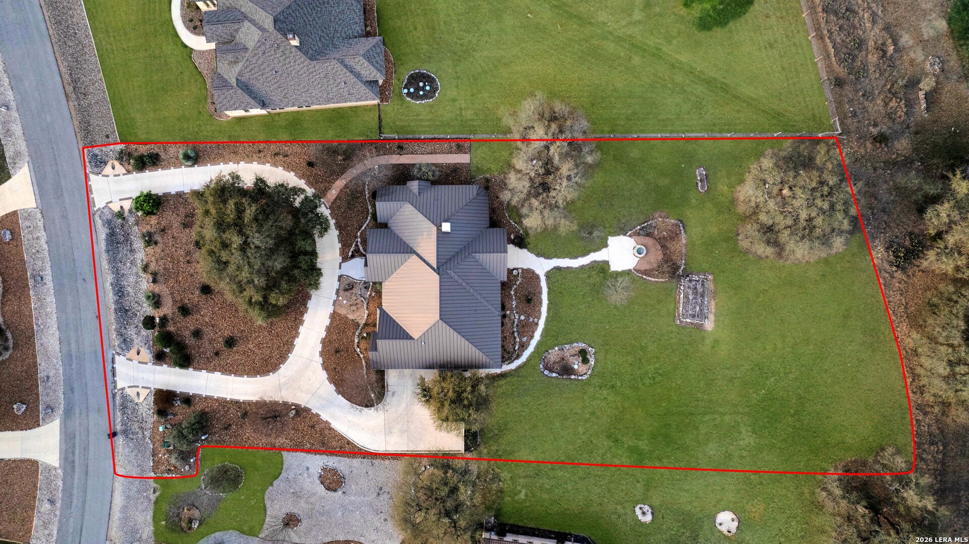 main property photo 45