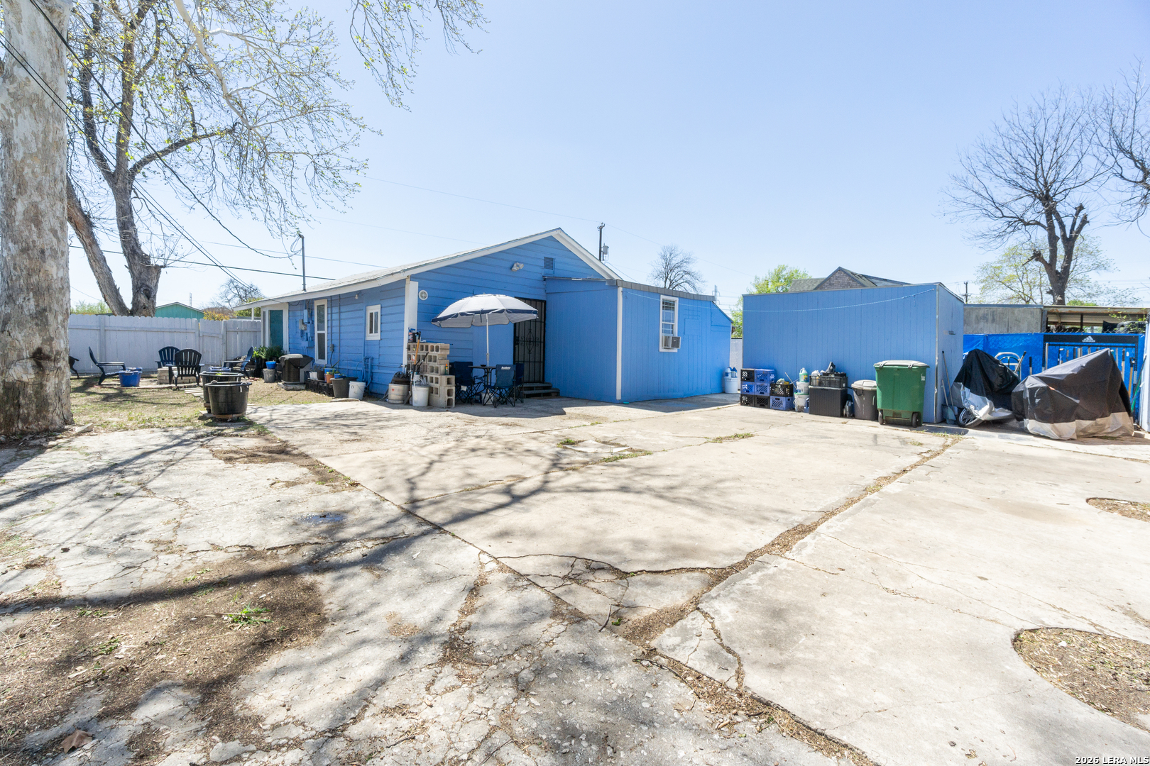 main property photo 21