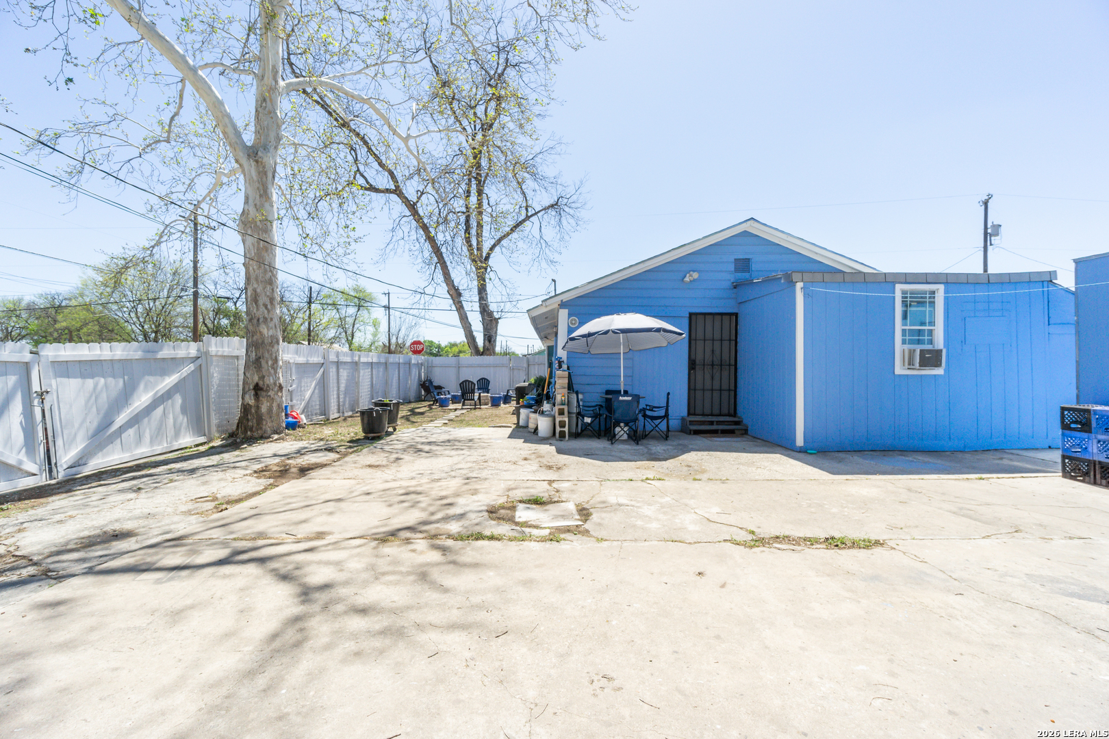 main property photo 22