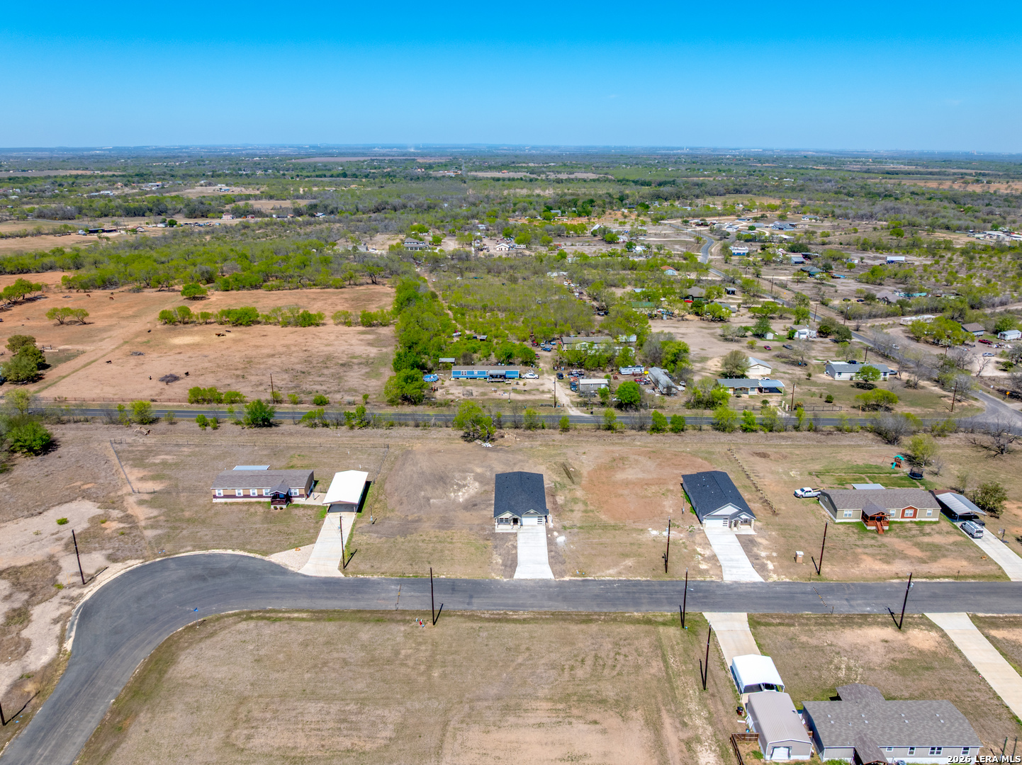 main property photo 30