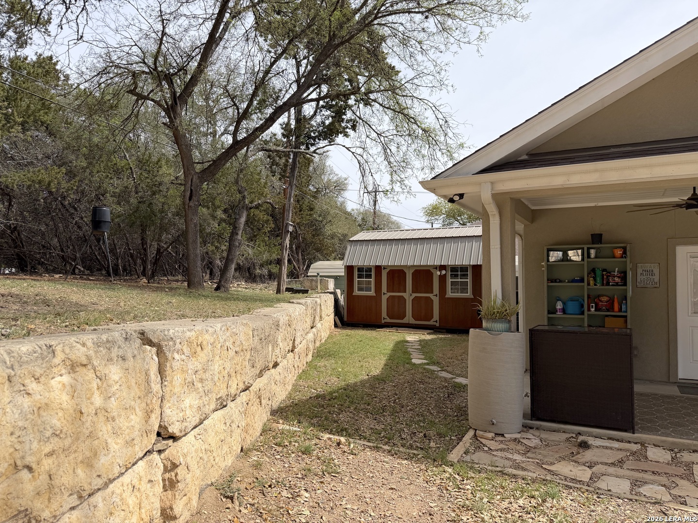 main property photo 33