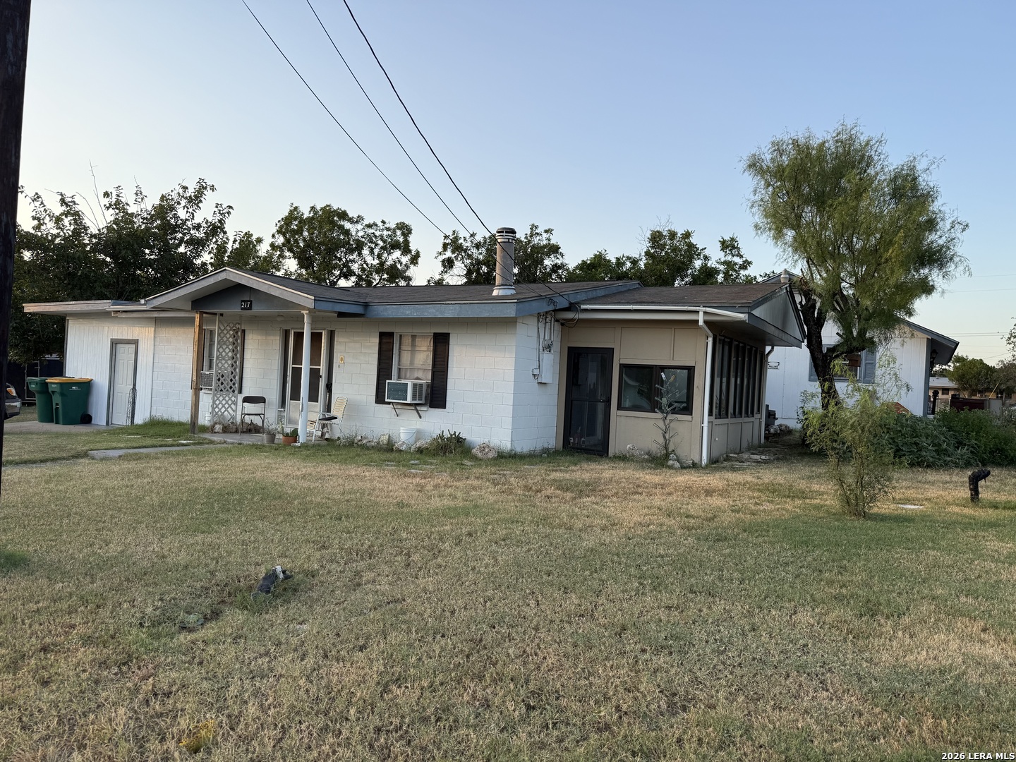 main property photo 14
