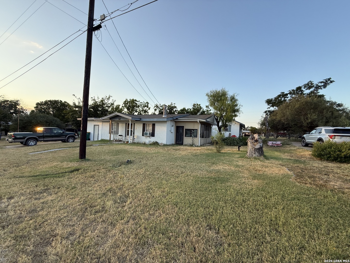 main property photo 6