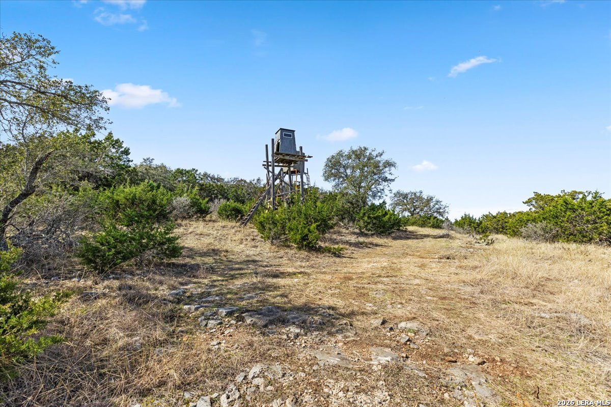 main property photo 11