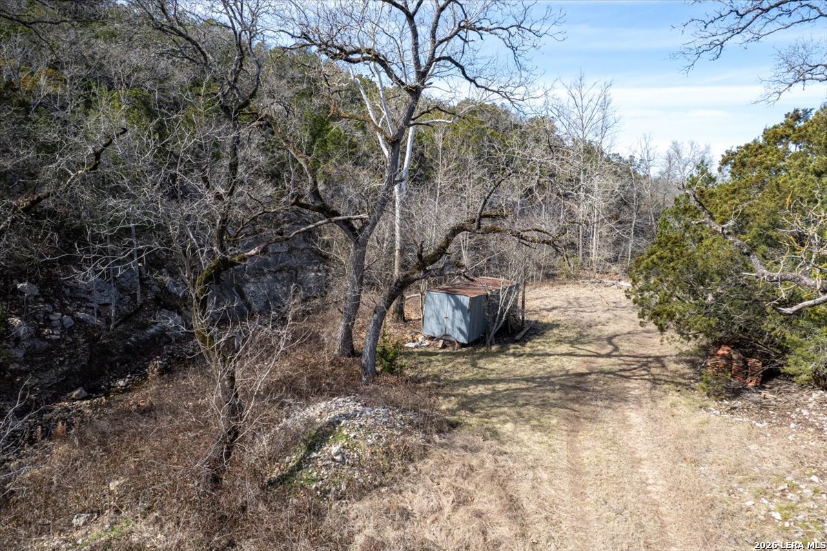 main property photo 24