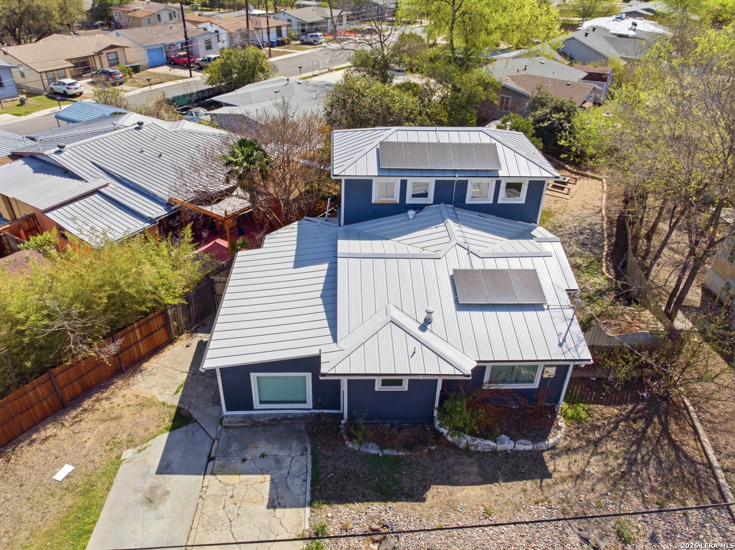 main property photo 26