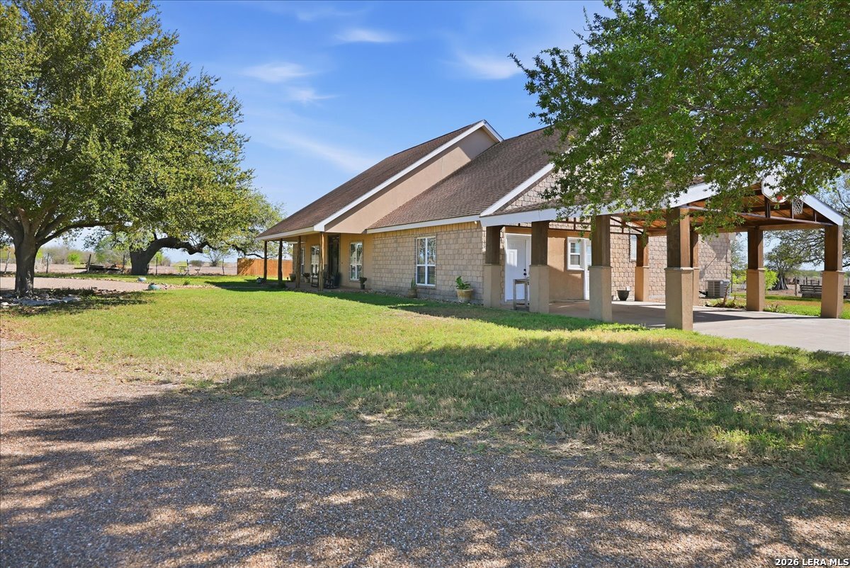 main property photo 28